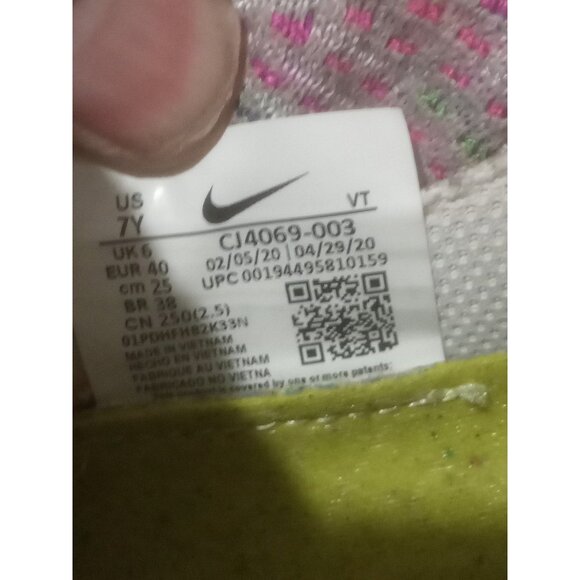 Nike Air Vapormax 2020 Flyknit Multi Color Pure Platinum Shoes Sz 7Y / Women 8.5 - Picture 2 of 15